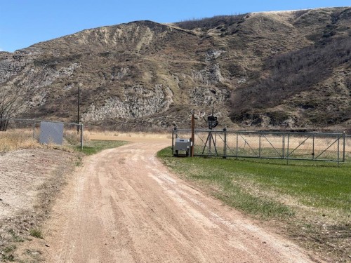 765 Excelsior Avenue, Drumheller, AB - Outdoor With View