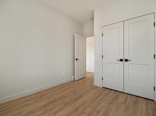 7042 48 Street, Taber, AB - Indoor Photo Showing Other Room