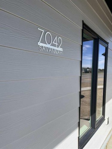 7042 48 Street, Taber, AB - Outdoor With Exterior