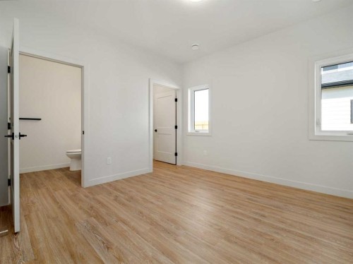 7042 48 Street, Taber, AB - Indoor Photo Showing Other Room