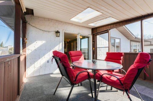 708 Bankview Close, Drumheller, AB -  With Deck Patio Veranda With Exterior