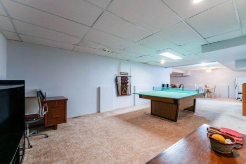 708 Bankview Close, Drumheller, AB - Indoor