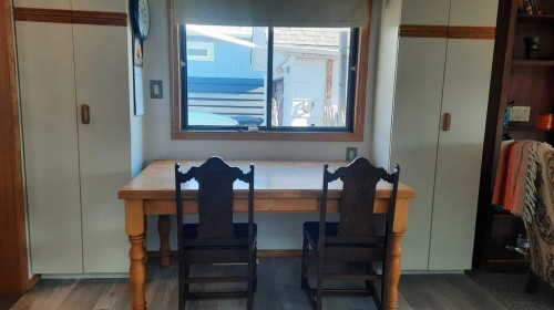 1111 2 Avenue West, Drumheller, AB - Indoor Photo Showing Other Room