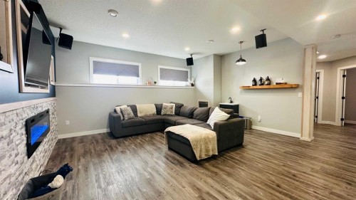 609 1 Street Sw, Drumheller, AB - Indoor