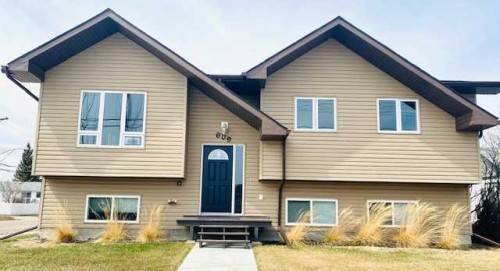 609 1 Street Sw, Drumheller, AB - Outdoor