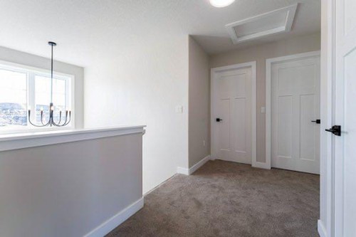157 10 Avenue Se, Drumheller, AB - Indoor Photo Showing Other Room