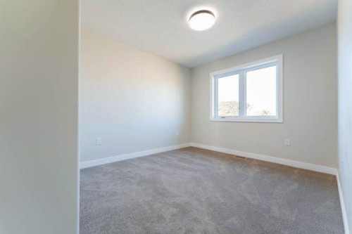 157 10 Avenue Se, Drumheller, AB - Indoor Photo Showing Other Room
