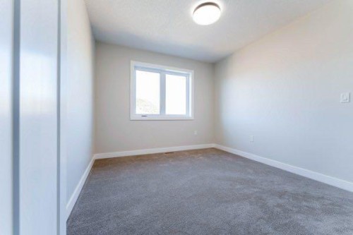 157 10 Avenue Se, Drumheller, AB - Indoor Photo Showing Other Room