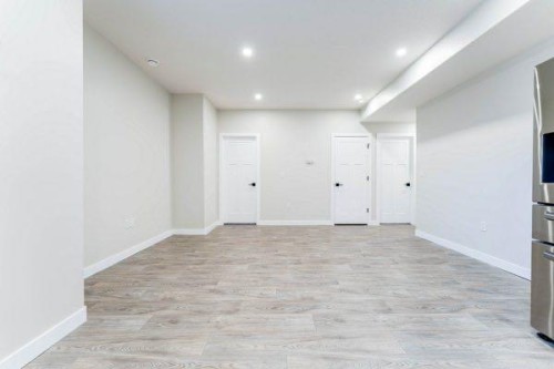 157 10 Avenue Se, Drumheller, AB - Indoor Photo Showing Other Room