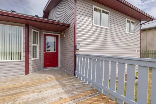 27 Upland Manor, Brooks, AB - Outdoor With Deck Patio Veranda With Exterior
