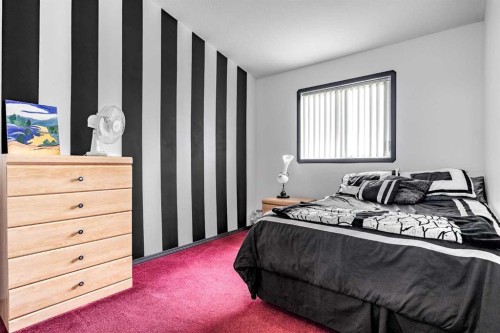 27 Upland Manor, Brooks, AB - Indoor Photo Showing Bedroom