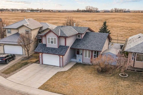 27 Upland Manor, Brooks, AB - Outdoor