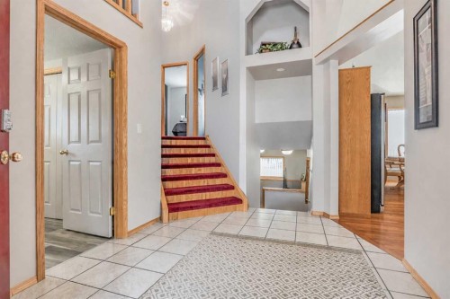 27 Upland Manor, Brooks, AB - Indoor Photo Showing Other Room