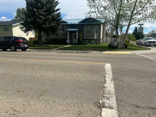 144 Upland Boulevard West, Brooks, AB - Outdoor
