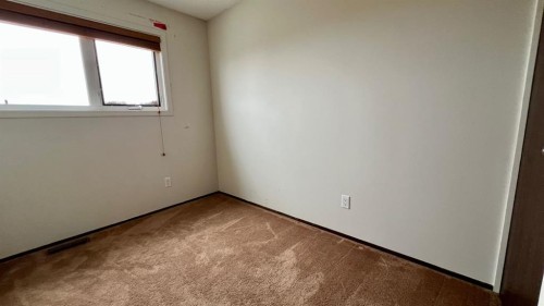 177 Shacker Cres, Hanna, AB - Indoor Photo Showing Other Room