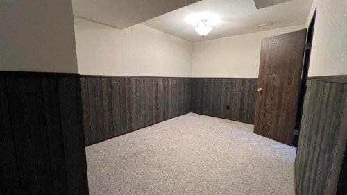 177 Shacker Cres, Hanna, AB - Indoor Photo Showing Other Room