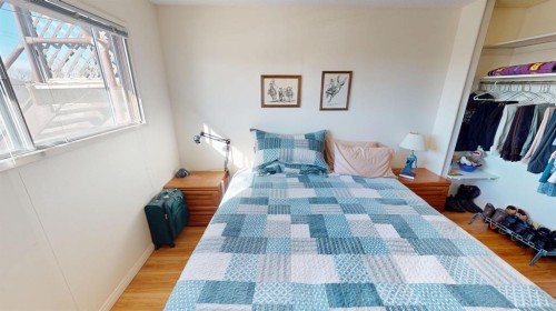 305 2 Avenue, Bassano, AB - Indoor Photo Showing Bedroom