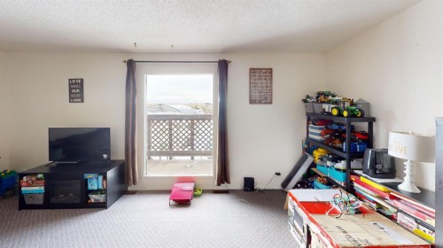 305 2 Avenue, Bassano, AB - Indoor