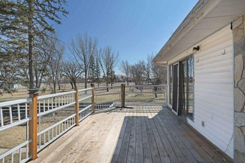40 Charlesworth Crescent East, Brooks, AB 