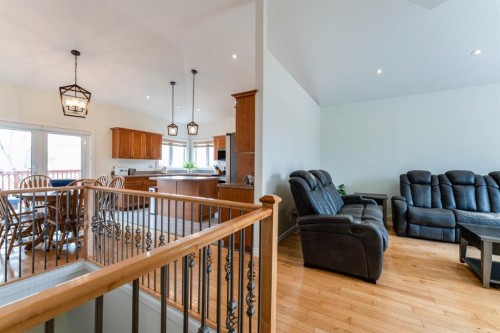 1258 1 Avenue Nw, Drumheller, AB - Indoor