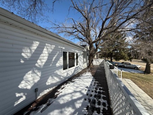 317 Hillside Avenue, Carbon, AB - Outdoor