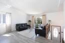 28 Upland Crescent West, Brooks, AB  - Indoor Photo Showing Living Room 