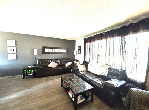 161 Ingram Park Drive East, Brooks, AB - Indoor