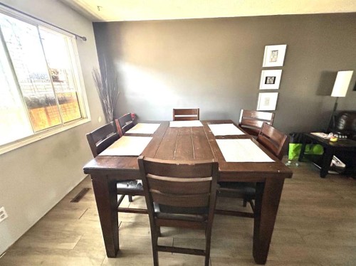 161 Ingram Park Drive East, Brooks, AB - Indoor Photo Showing Dining Room