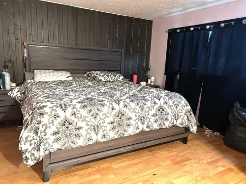 161 Ingram Park Drive East, Brooks, AB - Indoor Photo Showing Bedroom