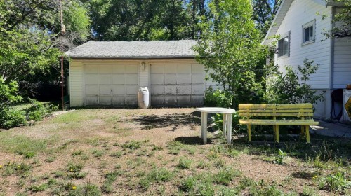 227 6 Street, Drumheller, AB - Outdoor