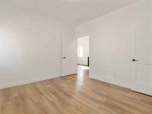 7046 48 Street, Taber, AB - Indoor Photo Showing Other Room