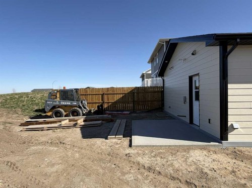 7046 48 Street, Taber, AB - Outdoor With Exterior