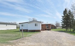 7 Prins Trailer Park Rural Newell, County Of, AB T1R 1B8