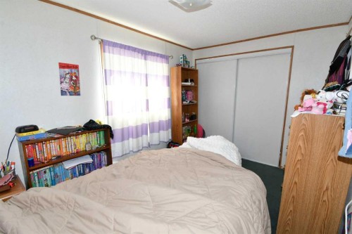 24 Maple Drive West, Brooks, AB 
