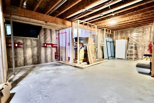 29305 Range Road 41, Oyen, AB - Indoor Photo Showing Basement