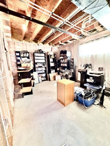 29305 Range Road 41, Oyen, AB - Indoor Photo Showing Basement