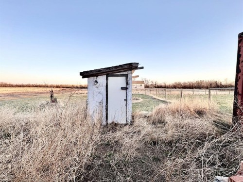 29305 Range Road 41, Oyen, AB - Outdoor