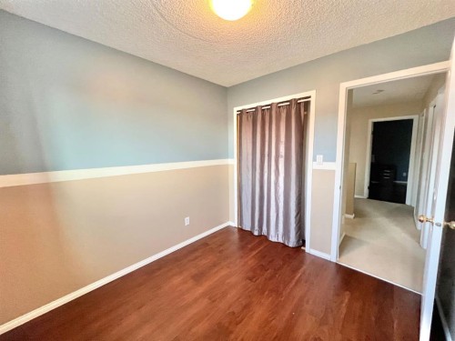 808 Birchwood Close, Drumheller, AB - Indoor Photo Showing Other Room