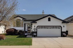 24 Willow Point  Drumheller, AB T0J 0Y5