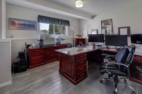 24 Willow Point, Drumheller, AB - Indoor Photo Showing Office
