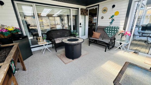 24 Willow Point, Drumheller, AB - Outdoor With Deck Patio Veranda With Exterior