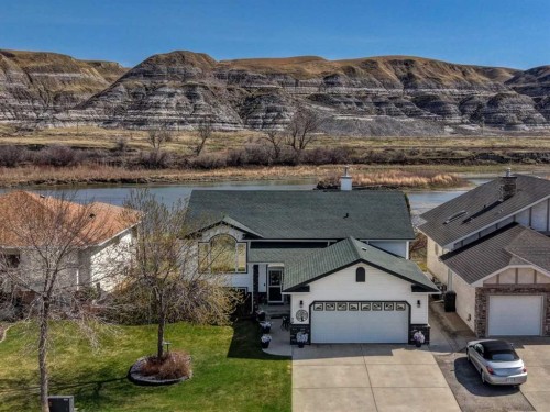 24 Willow Point, Drumheller, AB - Outdoor With View