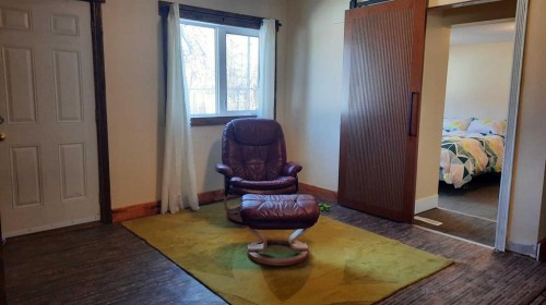 274 3 Street West, Drumheller, AB 