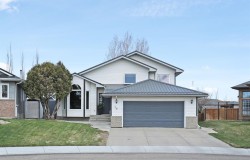 79 Parkland Close EAST Brooks, AB T1R 0M2