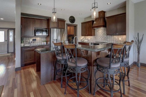 12 Willow Point, Drumheller, AB - Indoor Photo Showing Kitchen With Upgraded Kitchen