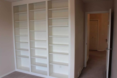 71 Park Place West, Brooks, AB - Indoor With Storage