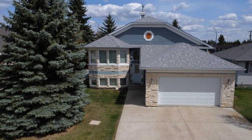 71 Park Place West, Brooks, AB - Outdoor