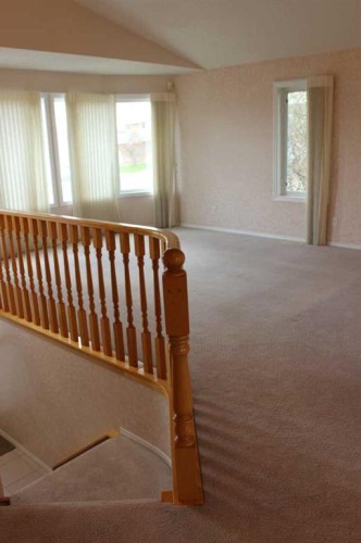 71 Park Place West, Brooks, AB - Indoor Photo Showing Other Room