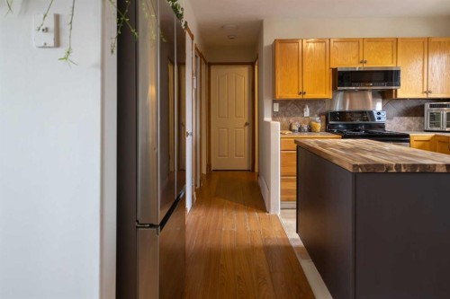 5132 49 Avenue, Onoway, AB - Indoor Photo Showing Kitchen
