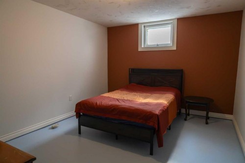 5132 49 Avenue, Onoway, AB - Indoor Photo Showing Bedroom